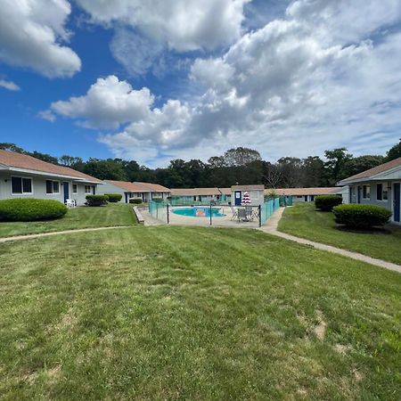 Captain'S Lodge Motel Gloucester Εξωτερικό φωτογραφία